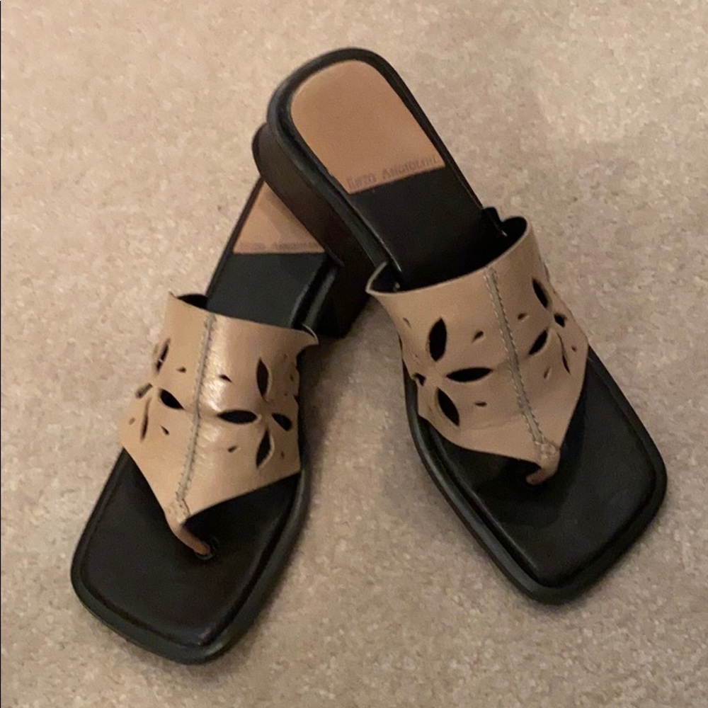 Enzo Angiolini tan cut out sandals with block heel